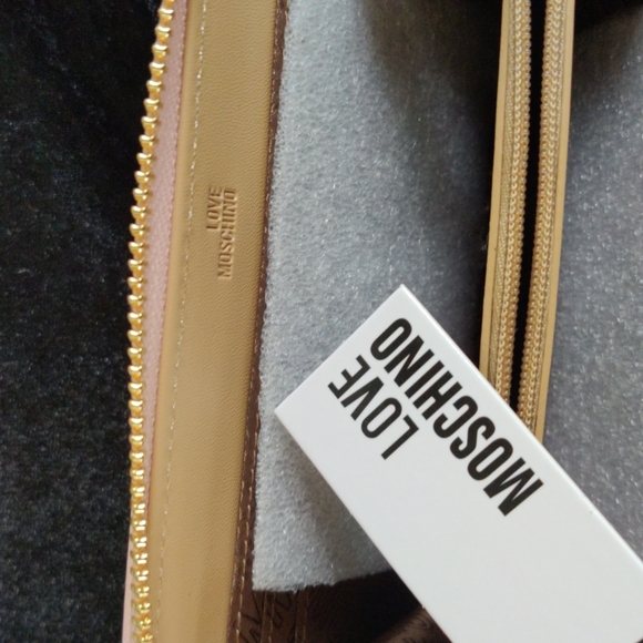 Brand new Love Moschino studded light pink wallet - Picture 6 of 7